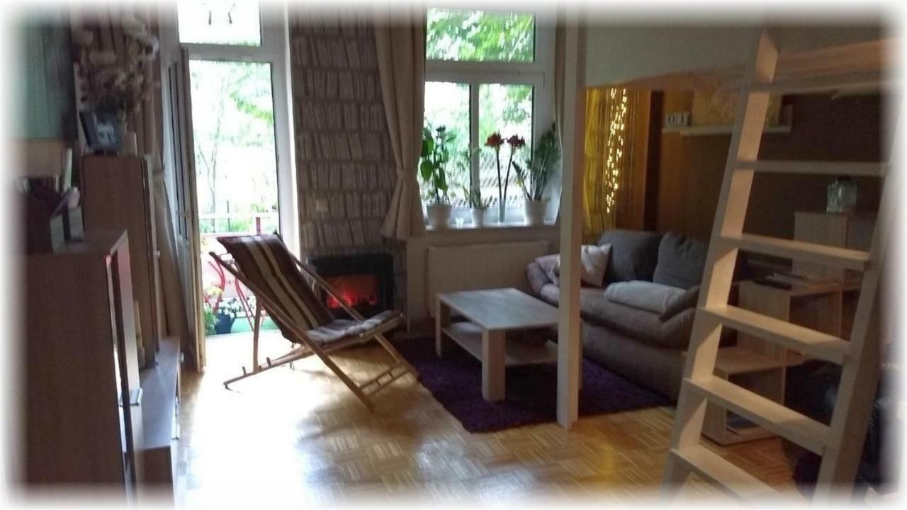 Apartment Mitten In 1